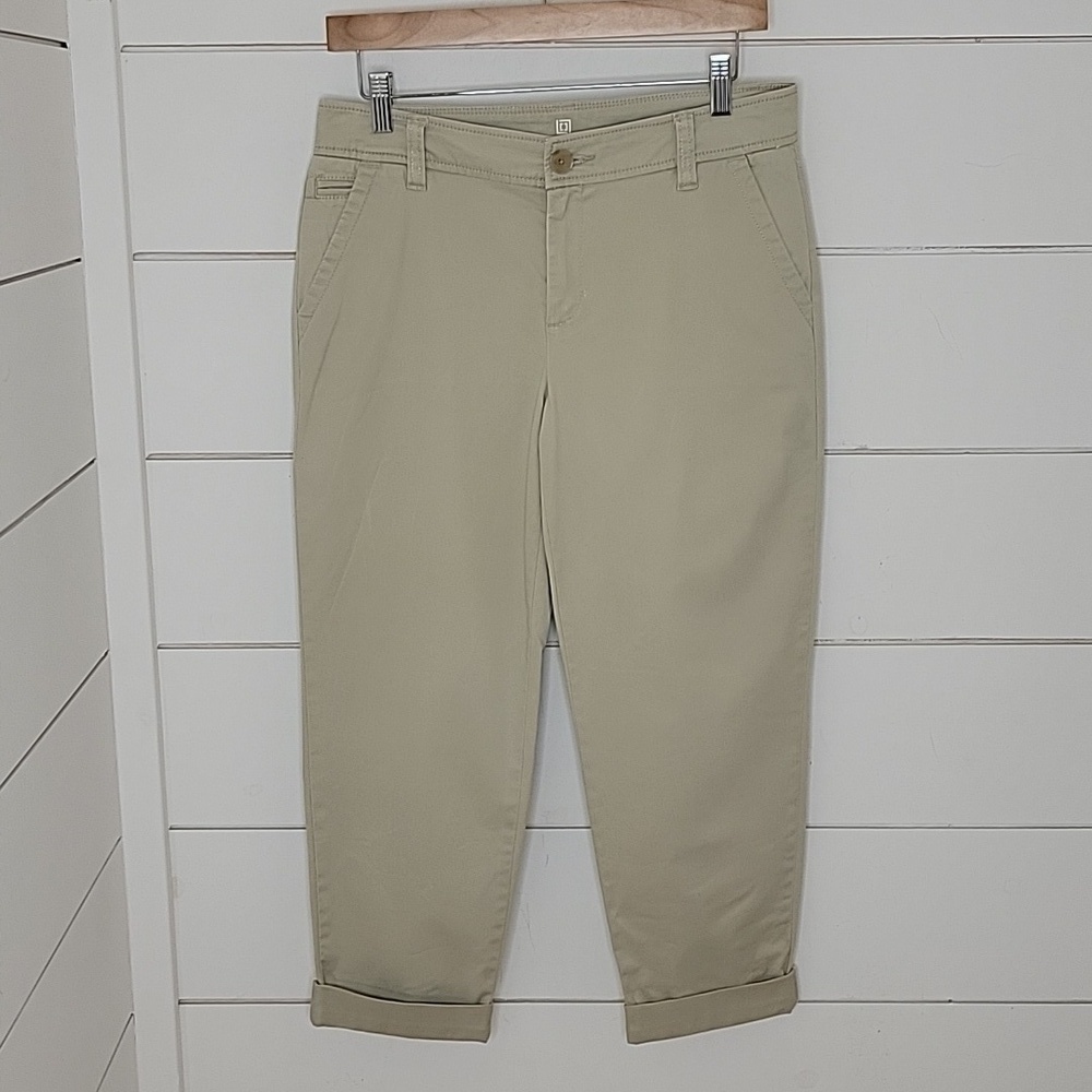 LIZ CLAIBORNE size 8 petite light tan khaki cropped pants